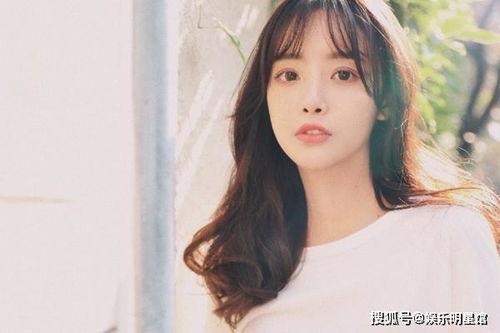 抖音网红艺朵朵吃瓜,揭秘娱乐圈幕后故事